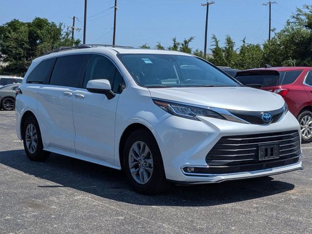 used 2023 Toyota Sienna car, priced at $32,800