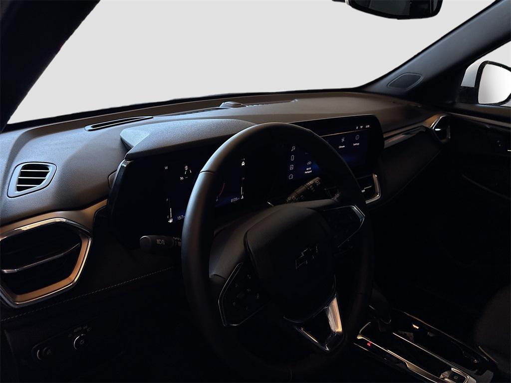 used 2025 Chevrolet TrailBlazer car, priced at $25,400