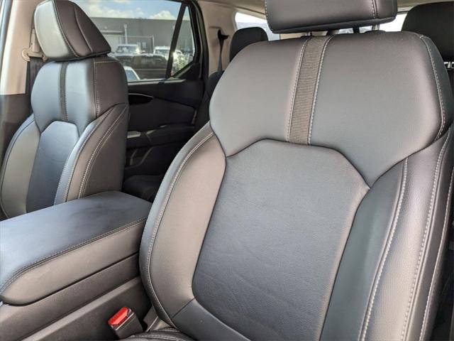 used 2023 Honda Pilot car, priced at $30,800