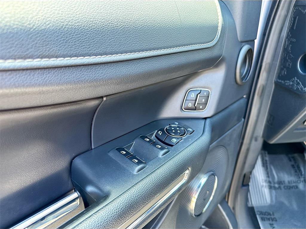 used 2024 Ford Expedition car, priced at $46,400