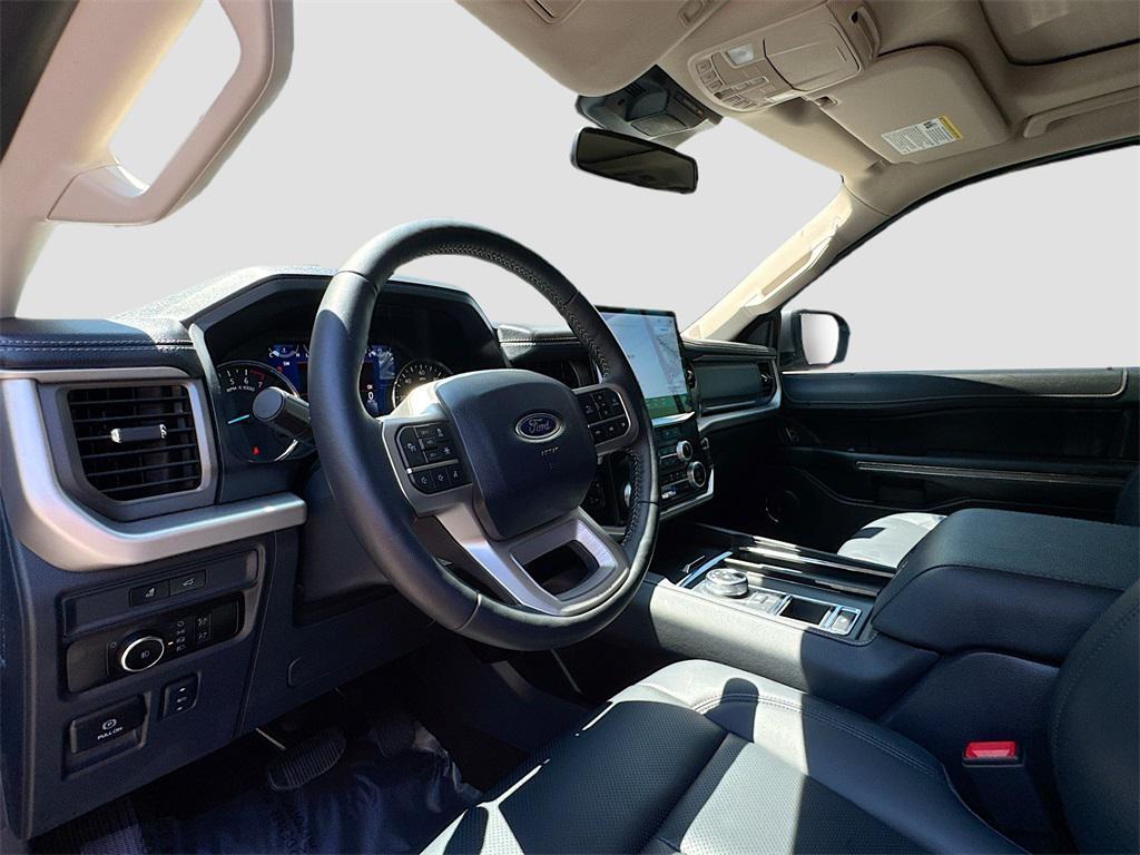 used 2024 Ford Expedition car, priced at $46,400