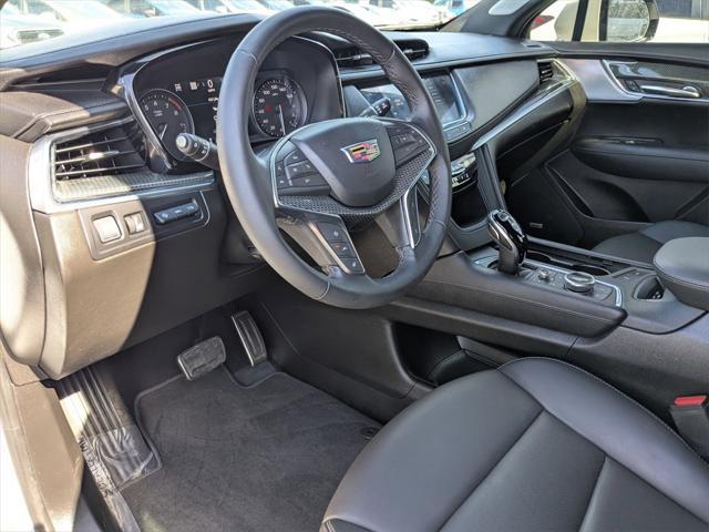 used 2022 Cadillac XT5 car, priced at $33,700