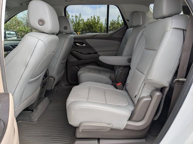 used 2020 Chevrolet Traverse car, priced at $26,400