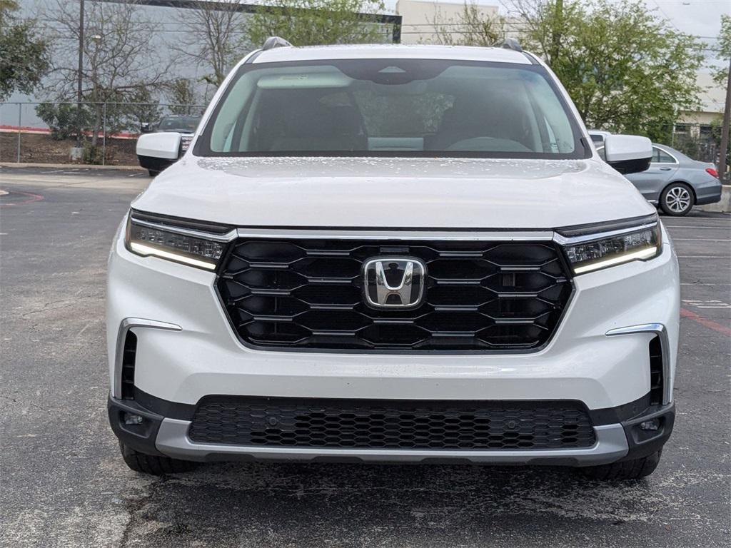 used 2023 Honda Pilot car, priced at $33,600