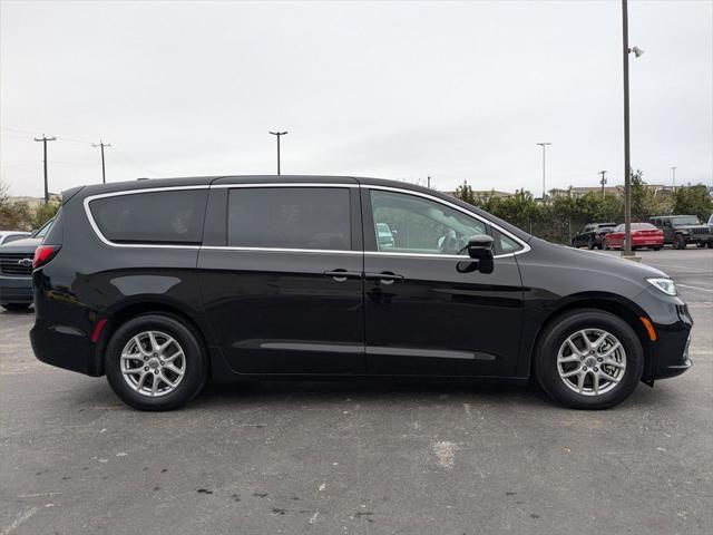 used 2024 Chrysler Pacifica car, priced at $27,000