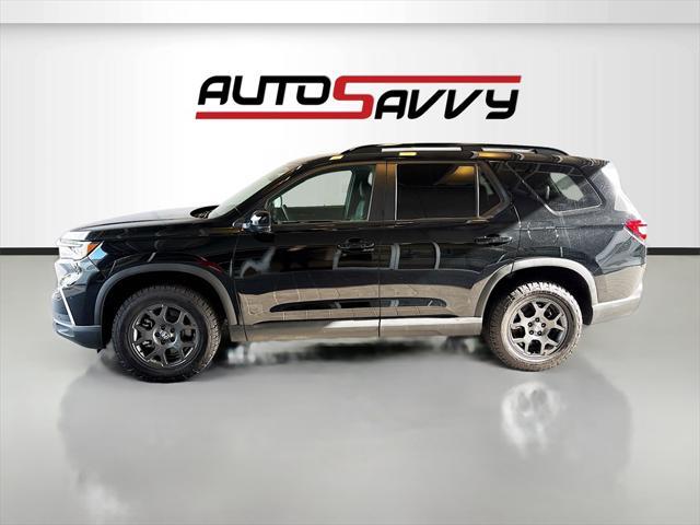 used 2025 Honda Pilot car, priced at $40,000