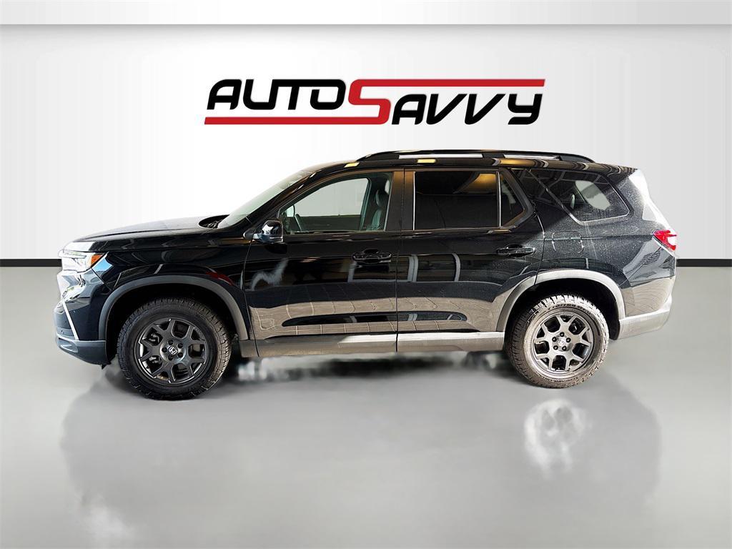 used 2025 Honda Pilot car, priced at $39,000