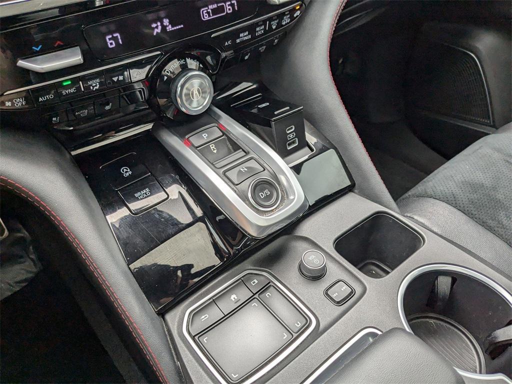 used 2024 Acura MDX car, priced at $38,100
