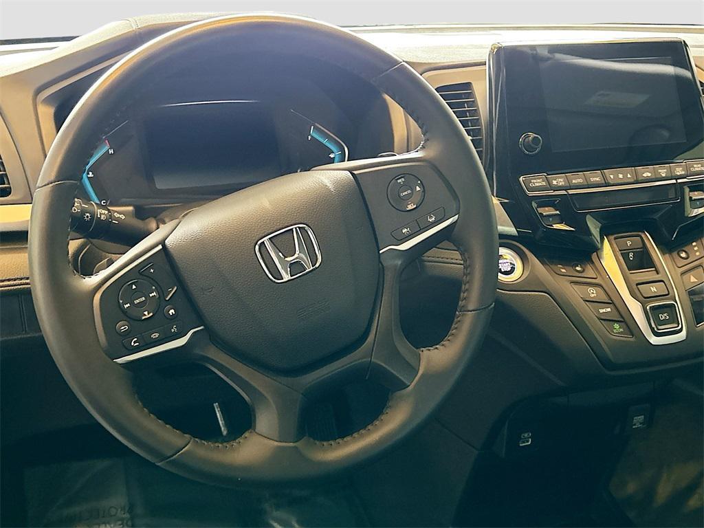used 2024 Honda Odyssey car, priced at $33,000