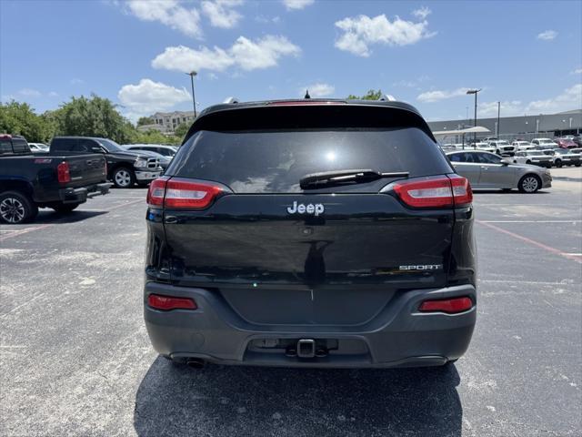 used 2015 Jeep Cherokee car, priced at $6,400