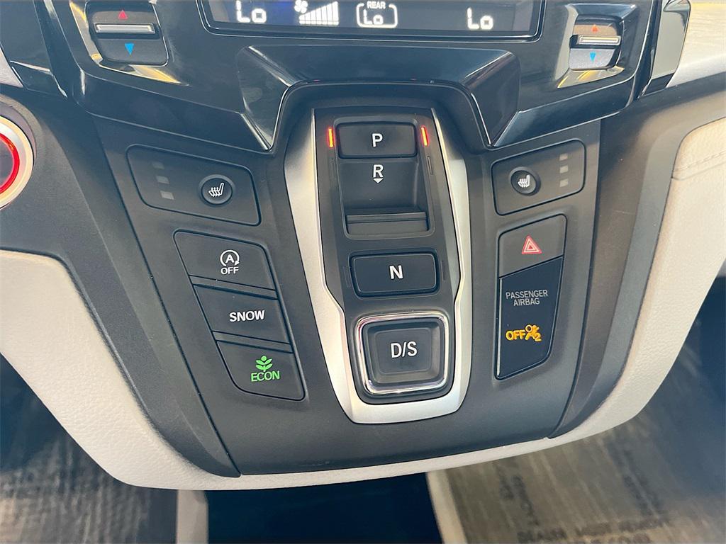 used 2024 Honda Odyssey car, priced at $33,200