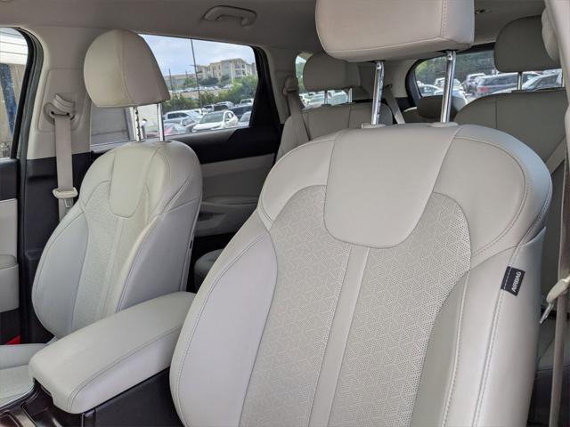 used 2022 Kia Sorento Hybrid car, priced at $24,200