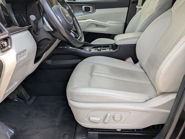 used 2022 Kia Sorento Hybrid car, priced at $24,200