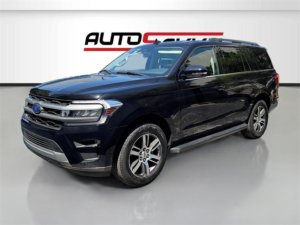 used 2024 Ford Expedition car, priced at $43,500
