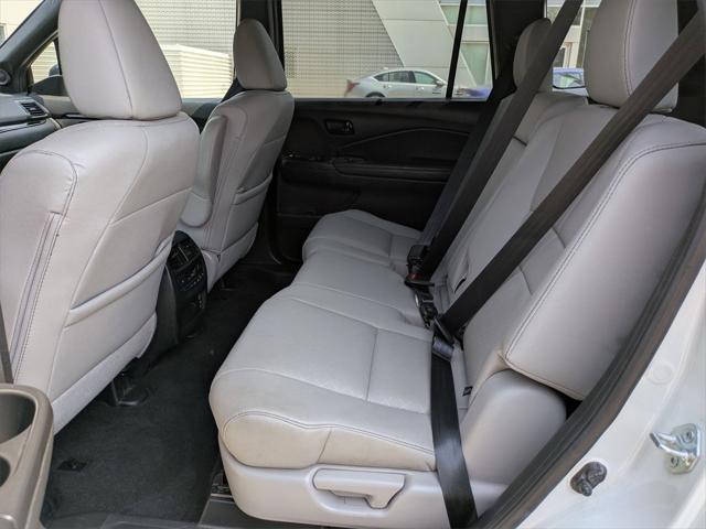 used 2022 Honda Passport car, priced at $27,300