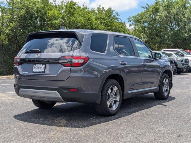 used 2025 Honda Pilot car, priced at $38,400