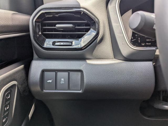 used 2025 Honda Pilot car, priced at $38,400