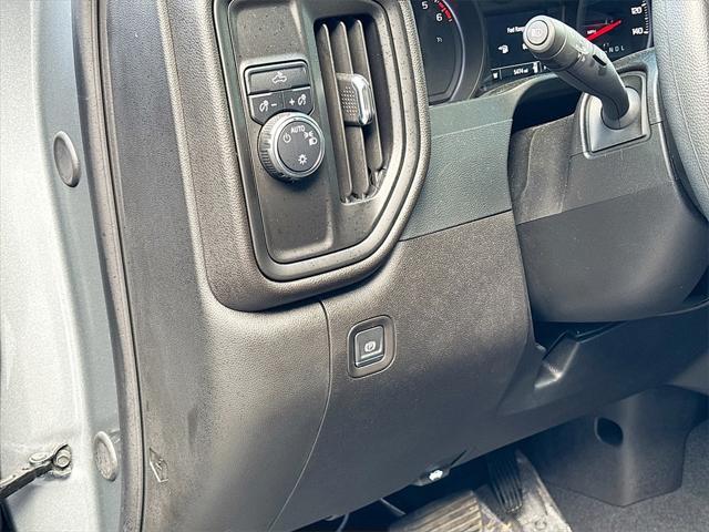 used 2024 Chevrolet Silverado 1500 car, priced at $32,400