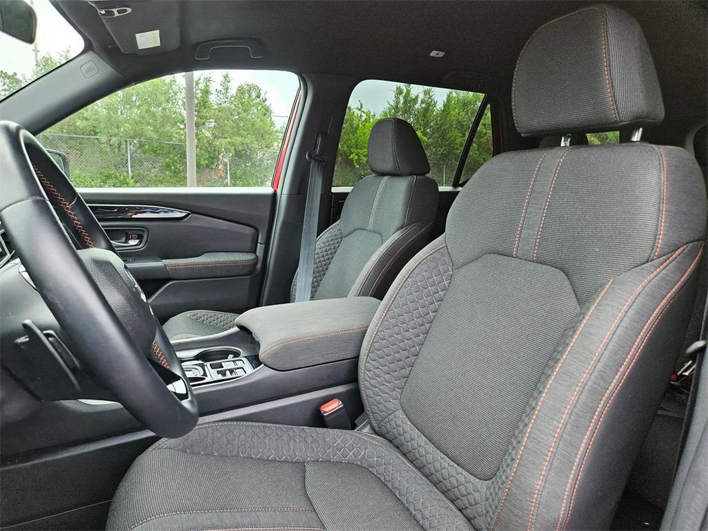 used 2023 Honda Pilot car, priced at $29,500
