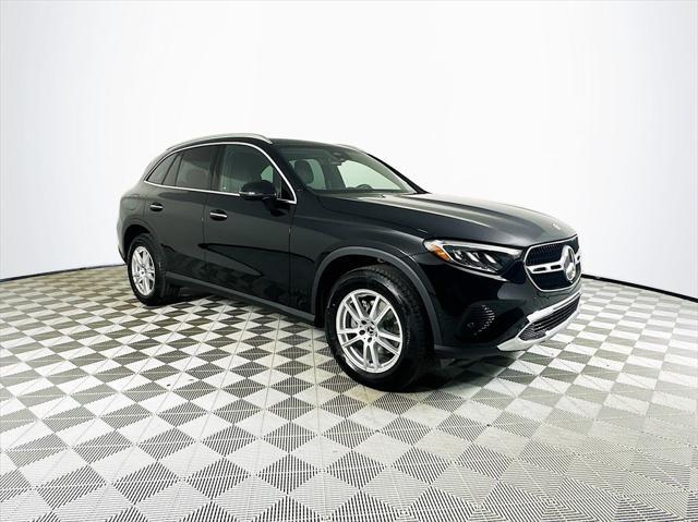 new 2025 Mercedes-Benz GLC 300 car, priced at $54,700