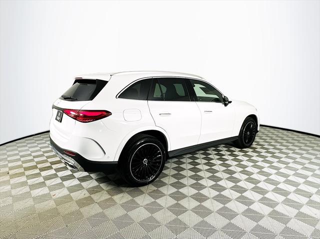 new 2025 Mercedes-Benz GLC 300 car, priced at $59,185