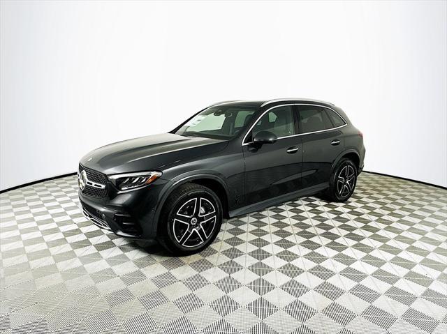 new 2025 Mercedes-Benz GLC 300 car, priced at $58,785