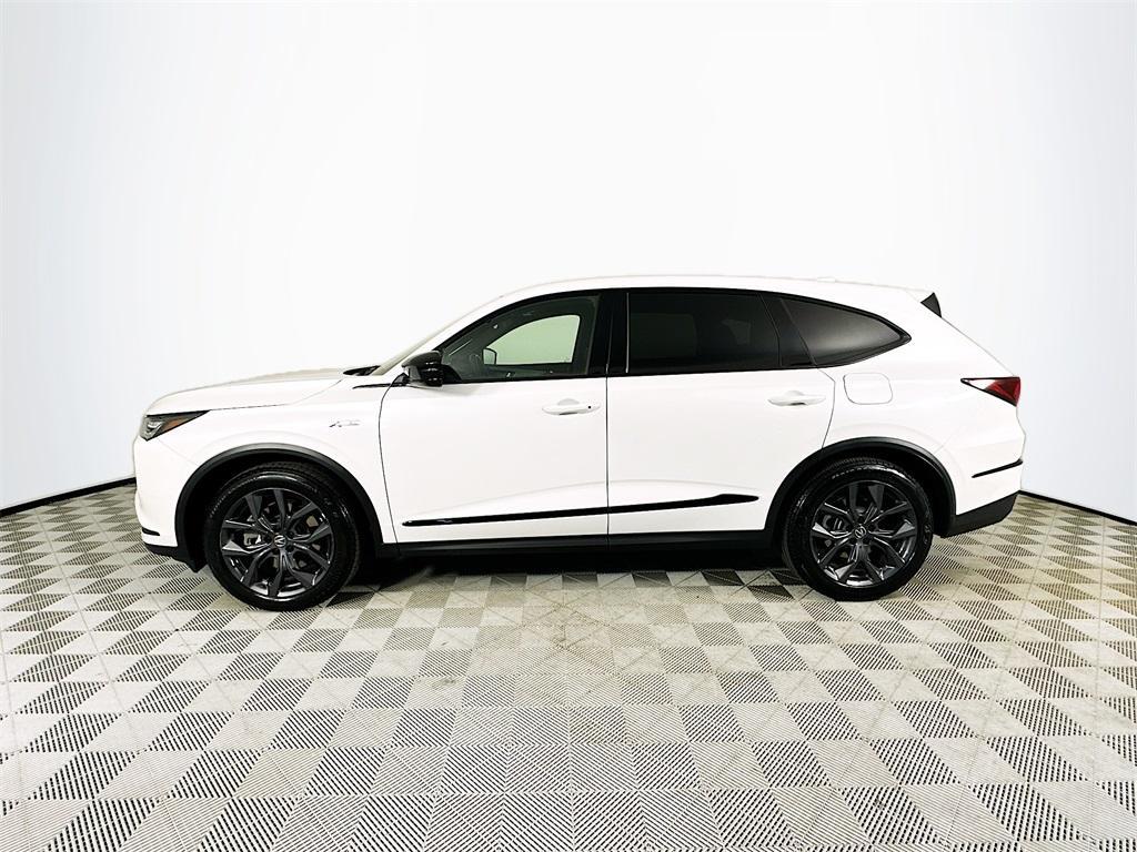 used 2022 Acura MDX car, priced at $38,399