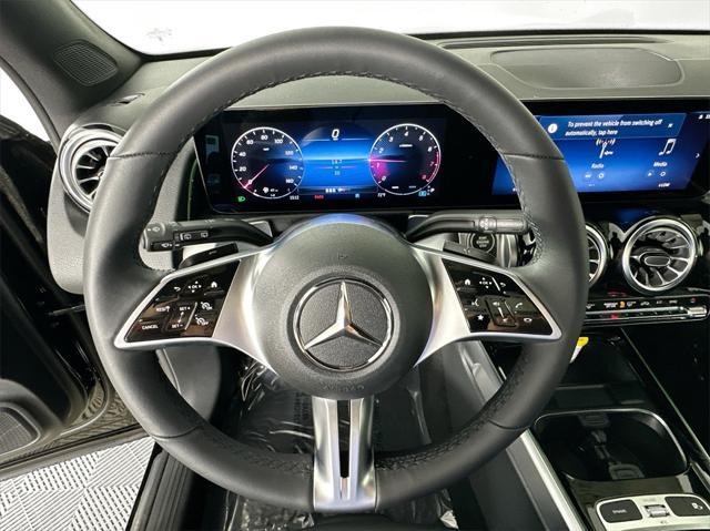 new 2025 Mercedes-Benz GLB 250 car, priced at $47,145