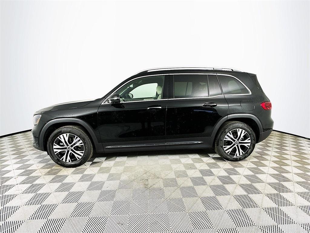 used 2025 Mercedes-Benz GLB 250 car, priced at $42,240