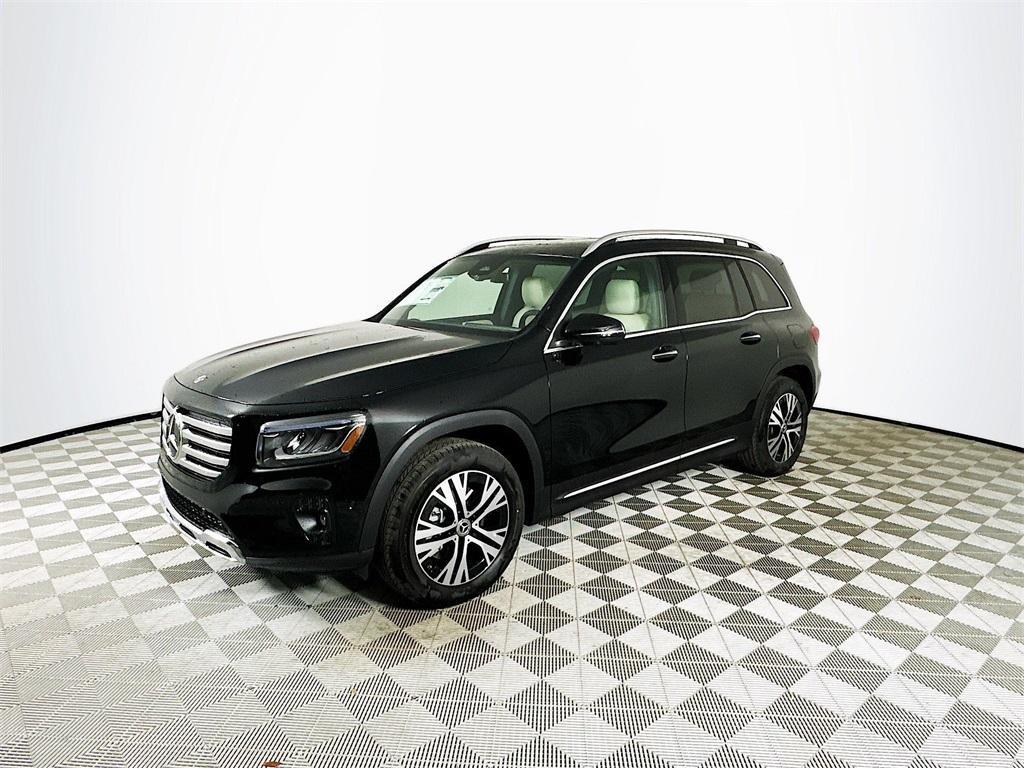 used 2025 Mercedes-Benz GLB 250 car, priced at $42,240
