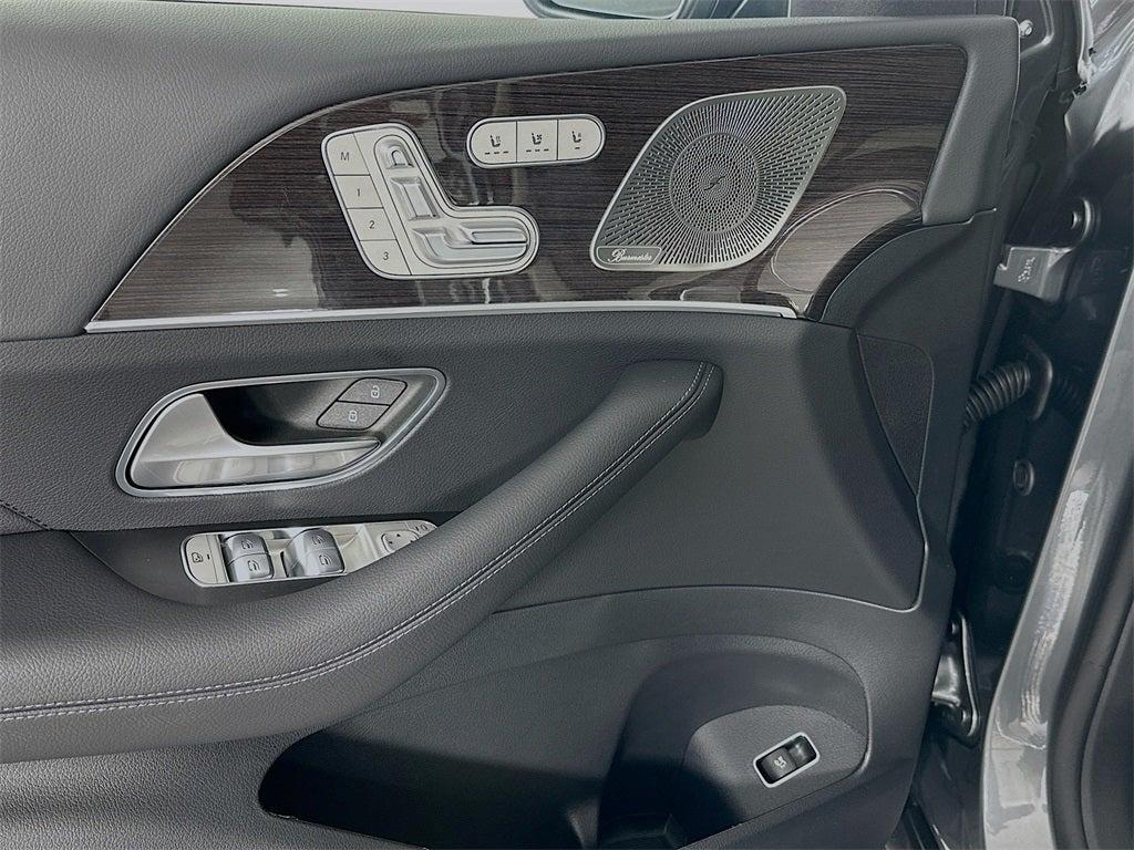 new 2026 Mercedes-Benz GLS 450 car, priced at $105,940