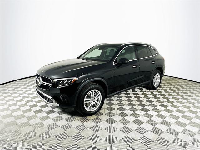 new 2025 Mercedes-Benz GLC 300 car, priced at $54,250