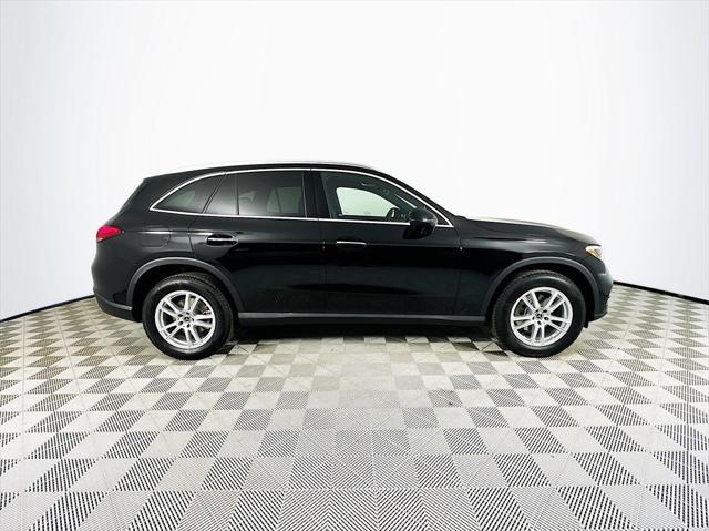 new 2025 Mercedes-Benz GLC 300 car, priced at $54,250