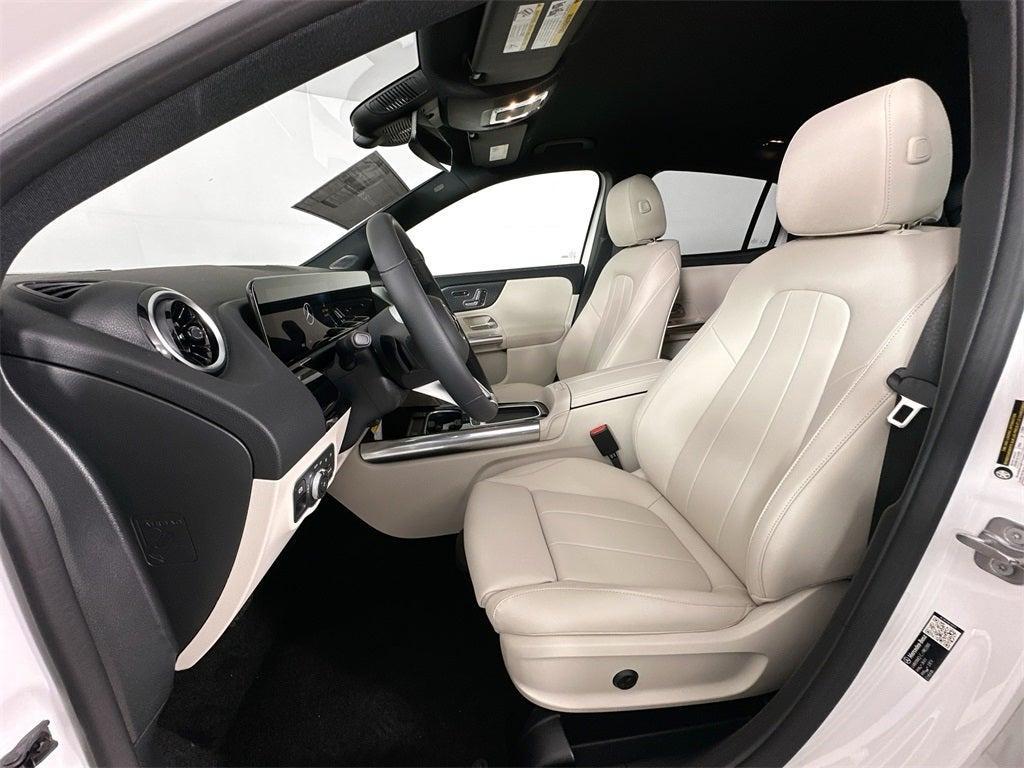 new 2026 Mercedes-Benz GLA 250 car, priced at $43,250