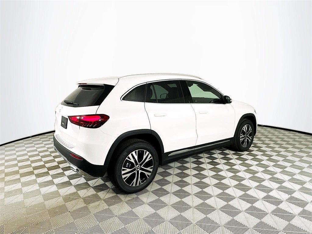 new 2026 Mercedes-Benz GLA 250 car, priced at $43,250