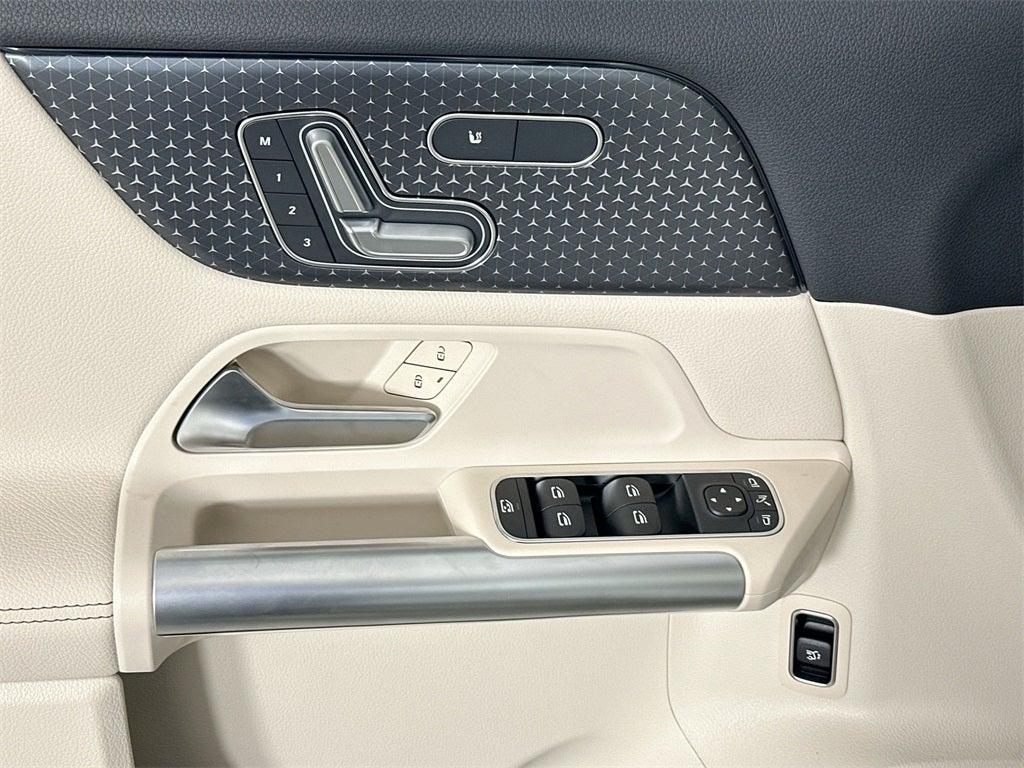 new 2026 Mercedes-Benz GLA 250 car, priced at $43,250