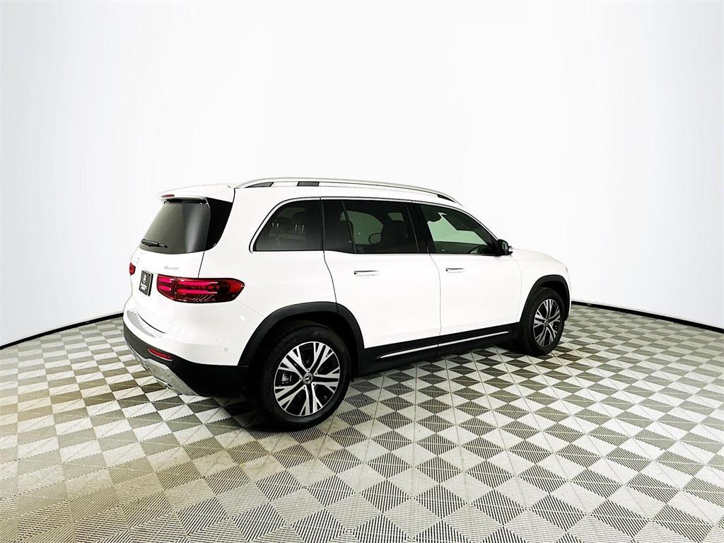 new 2026 Mercedes-Benz GLB 250 car, priced at $51,815