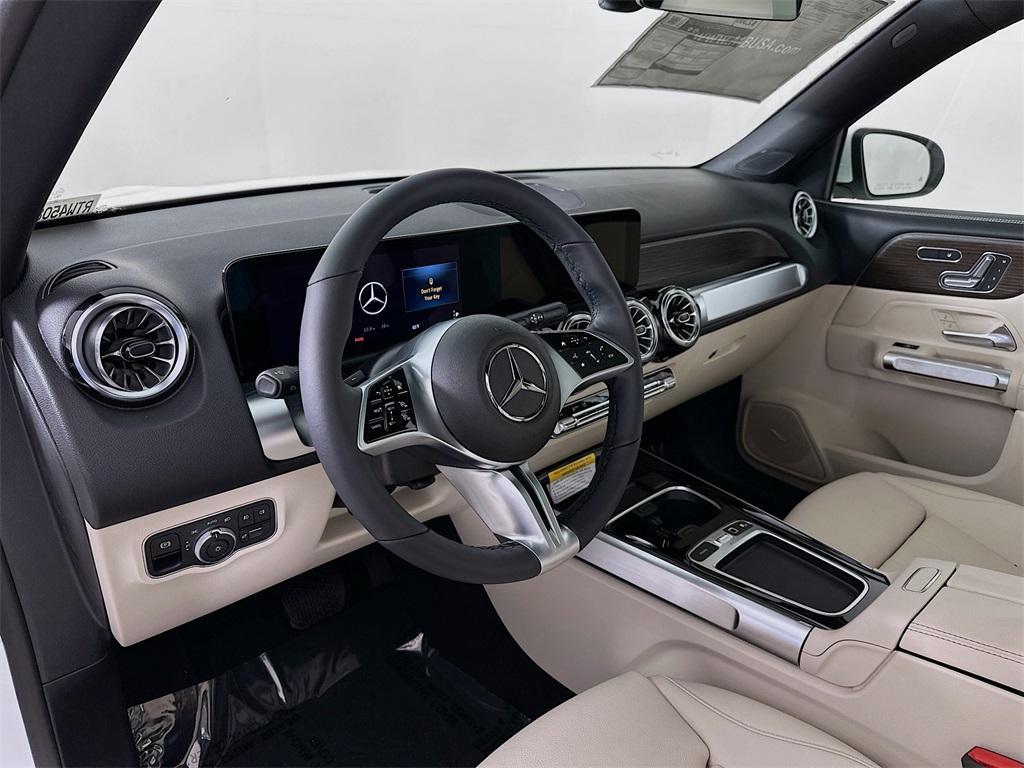 new 2026 Mercedes-Benz GLB 250 car, priced at $51,815