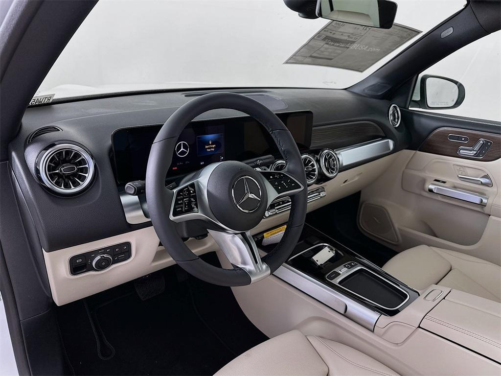 new 2026 Mercedes-Benz GLB 250 car, priced at $51,815
