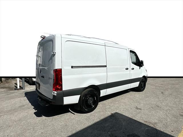 new 2025 Mercedes-Benz Sprinter 2500 car, priced at $58,989