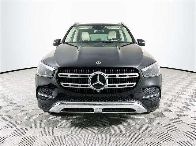 new 2025 Mercedes-Benz GLE 450 car, priced at $78,345