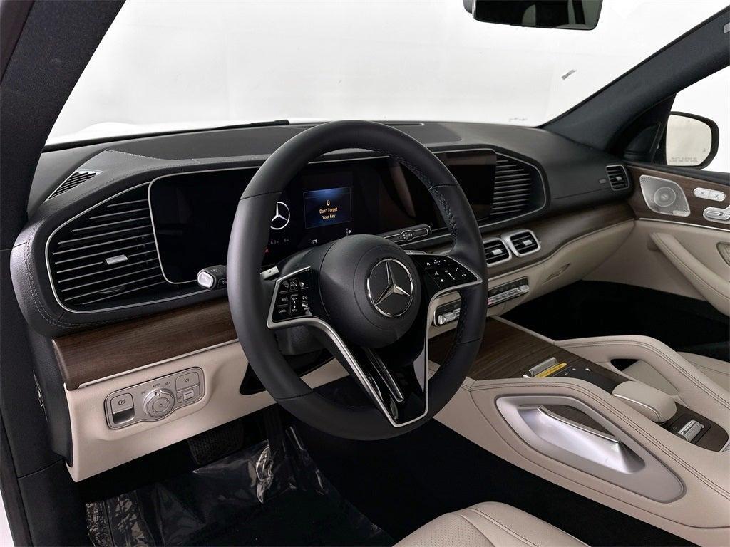 new 2025 Mercedes-Benz GLS 450 car, priced at $91,775