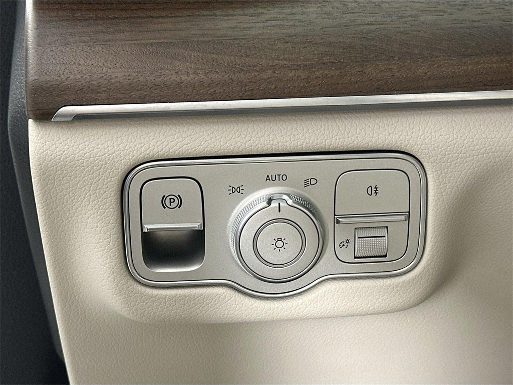 new 2025 Mercedes-Benz GLS 450 car, priced at $91,775