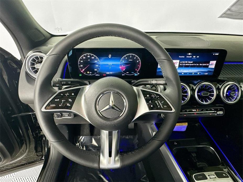 new 2024 Mercedes-Benz GLB 250 car, priced at $49,515