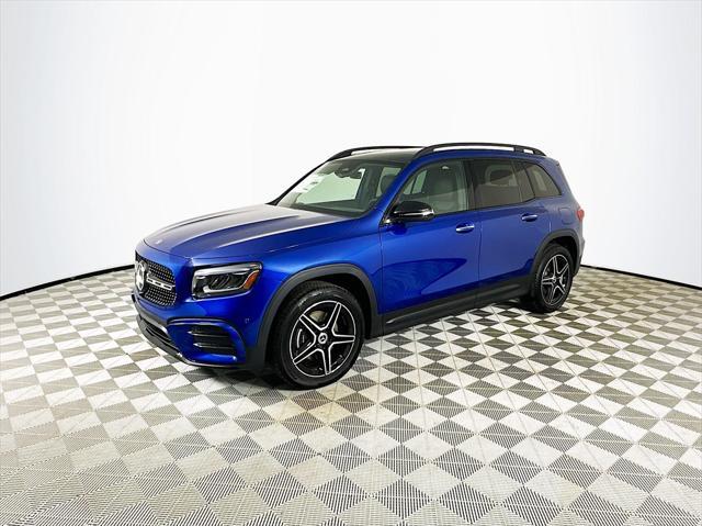 new 2025 Mercedes-Benz GLB 250 car, priced at $53,895