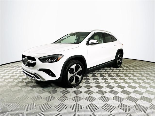 new 2025 Mercedes-Benz GLA 250 car, priced at $46,915