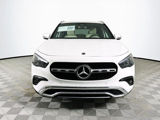 new 2025 Mercedes-Benz GLA 250 car, priced at $46,915