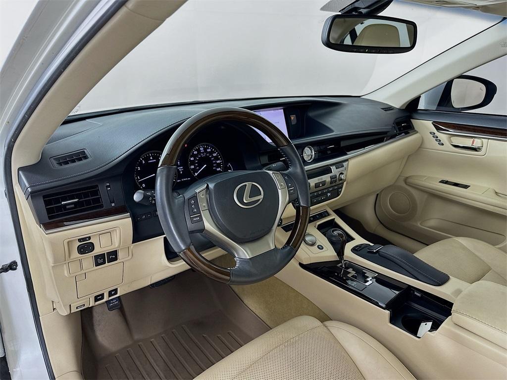 used 2014 Lexus ES 350 car, priced at $16,985