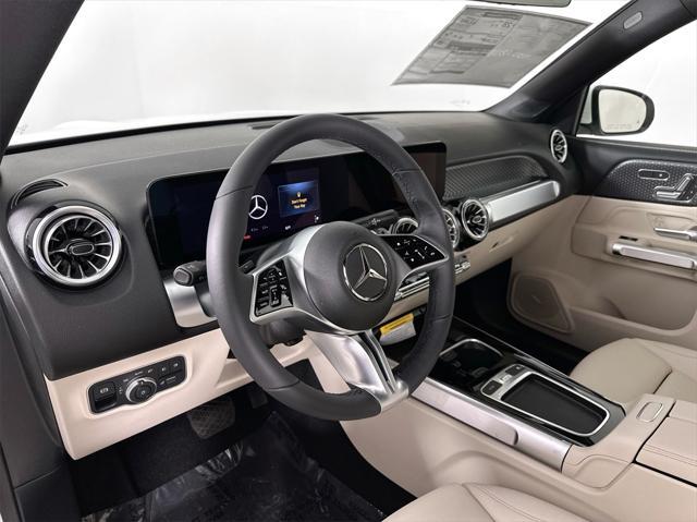 new 2025 Mercedes-Benz GLB 250 car, priced at $48,645