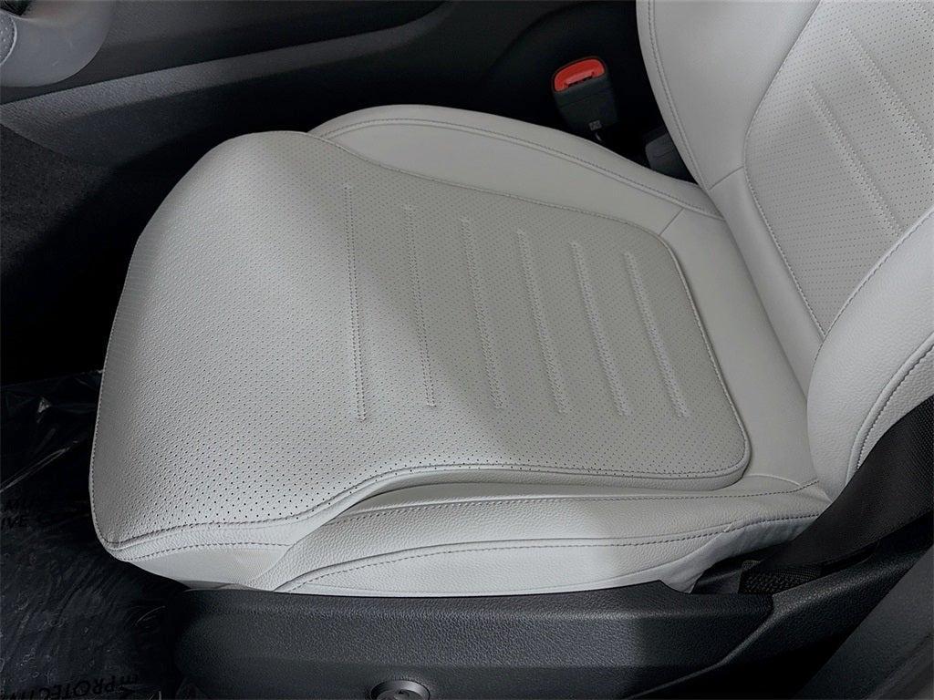 new 2026 Mercedes-Benz GLC 300 car, priced at $60,985